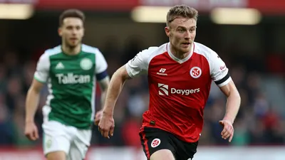 Late Drama Sees Hibs Stun Rangers at Ibrox